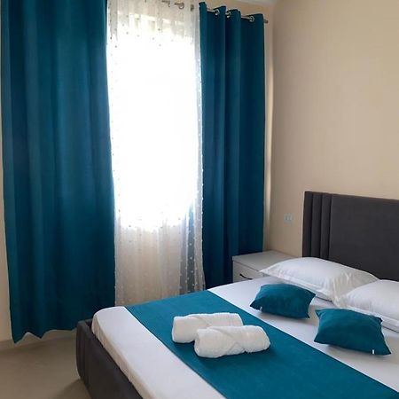 Aesthetic Durres Apartament ภายนอก รูปภาพ