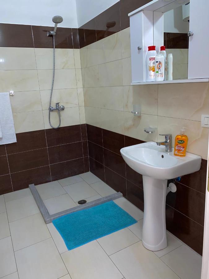 Aesthetic Durres Apartament ภายนอก รูปภาพ